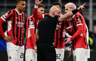 Analisi della stagione del Milan e della tradizione italiana di cercare un capro espiatorio nelle sconfitte, con focus sui giocatori, allenatori e la società